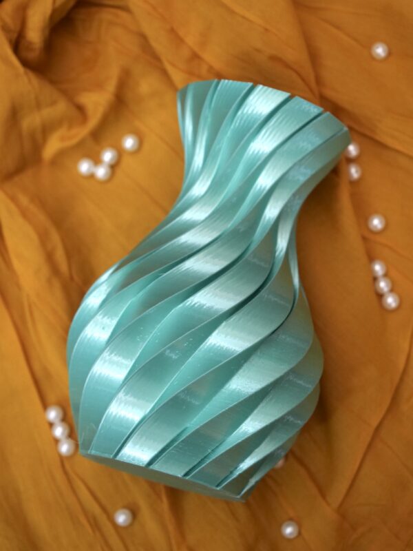 Twisting Vase Silk - Seagreen Color