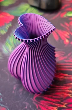 Heart Shape Twisted Vase - Purple Color